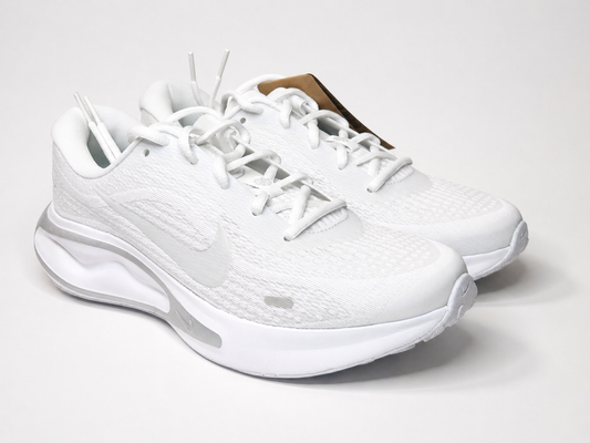 Nike Journey Run GS – White/Metallic Silver/Black Running Shoes