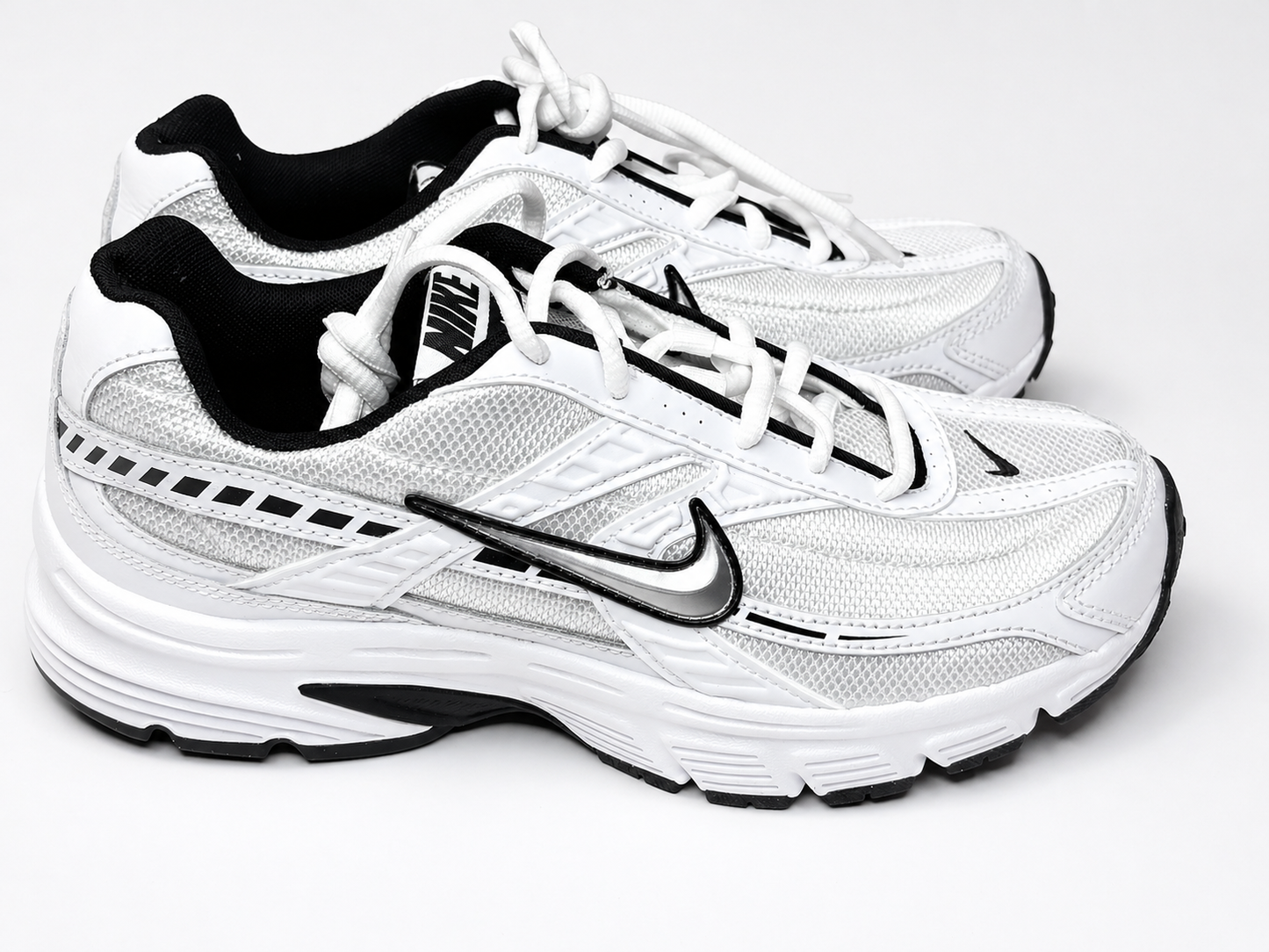 Nike Initiator GS – White/Metallic Silver/Obsidian