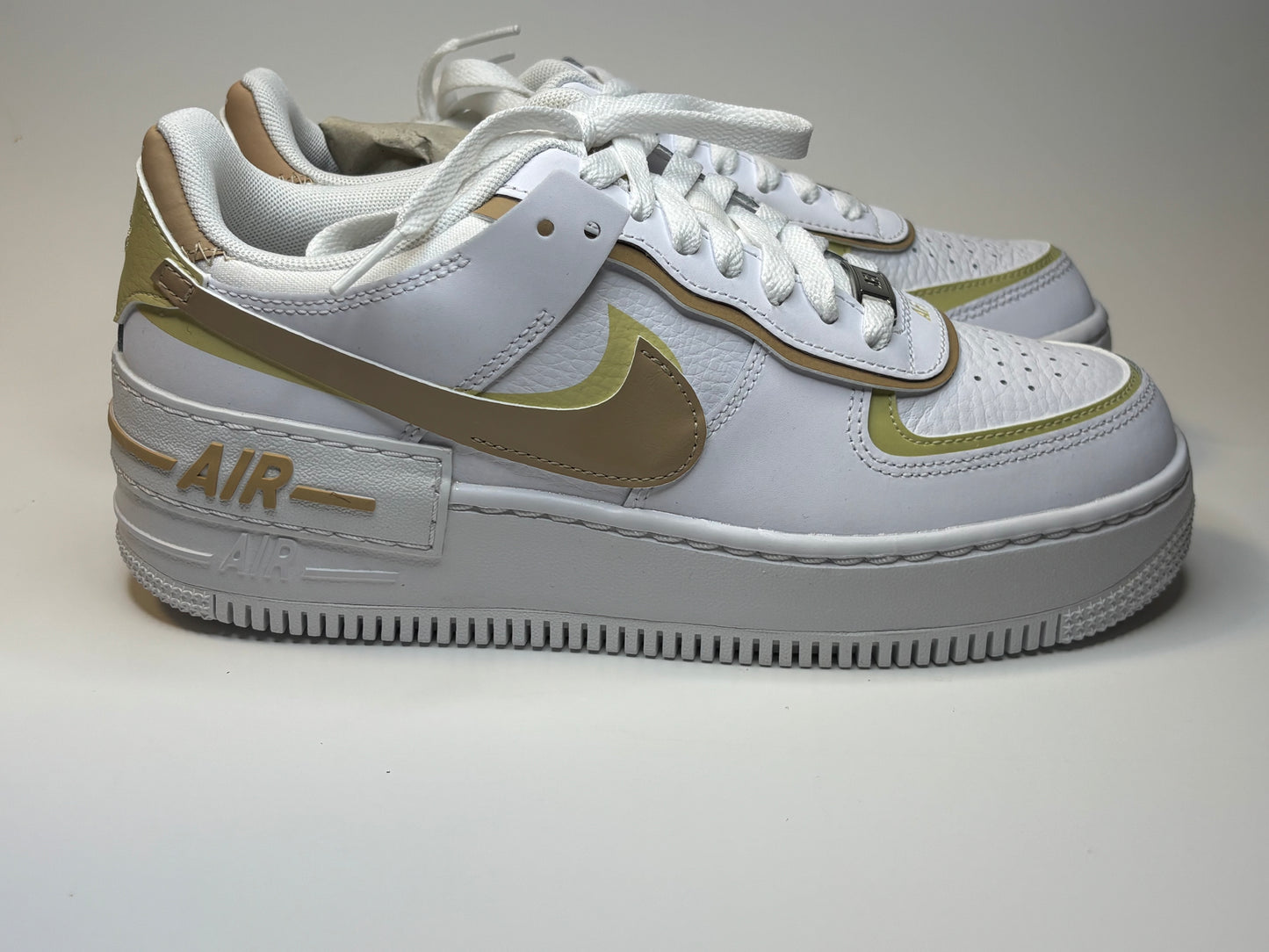 Nike Air Force 1 Shadow 6Y (Women's 7.5) - White/Gold/Yellow